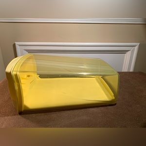 Elegan by Rubbermaid Slice ‘N Store Cheese Keeper Storage/Server Container! NWOT